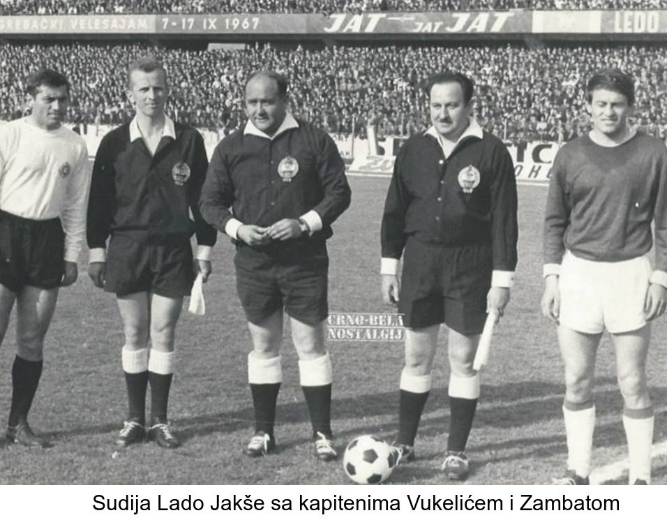 Kapiteni Vukelić i Zambata pre početka meča
